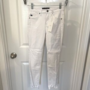 New with Tags Women’s Boutique KanCan Jeans Size 3/25.